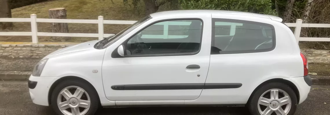 CLIO 2 1.6 16V 110 DYNAMIQUE