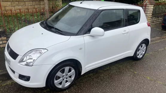 SWIFT 1.3  GLX 3 PORTES