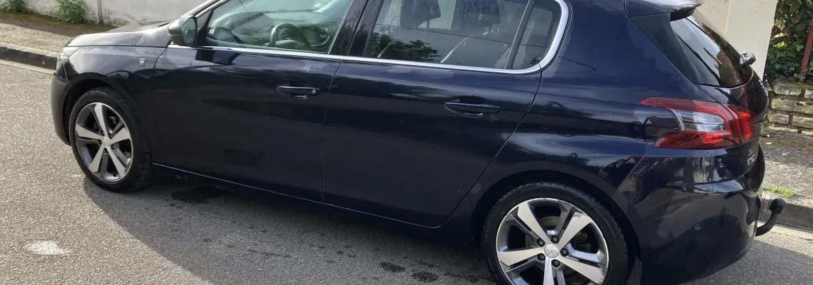  308  1.2  130  TECH EDITION  EAT8  ESSENCE CRIT AIR 1