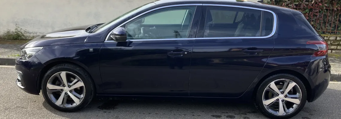  308  1.2  130  TECH EDITION  EAT8  ESSENCE CRIT AIR 1